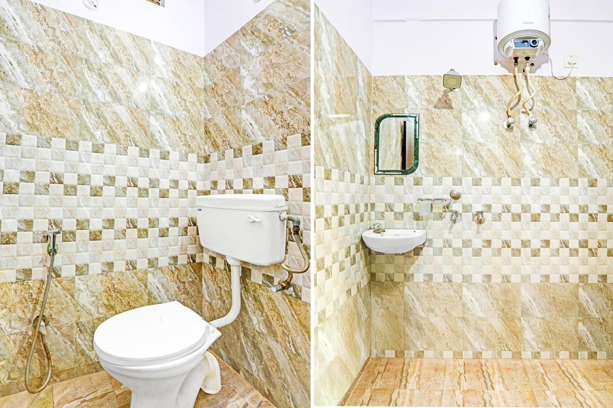 Hotel O Arvi Guest House Varanasi Esterno foto